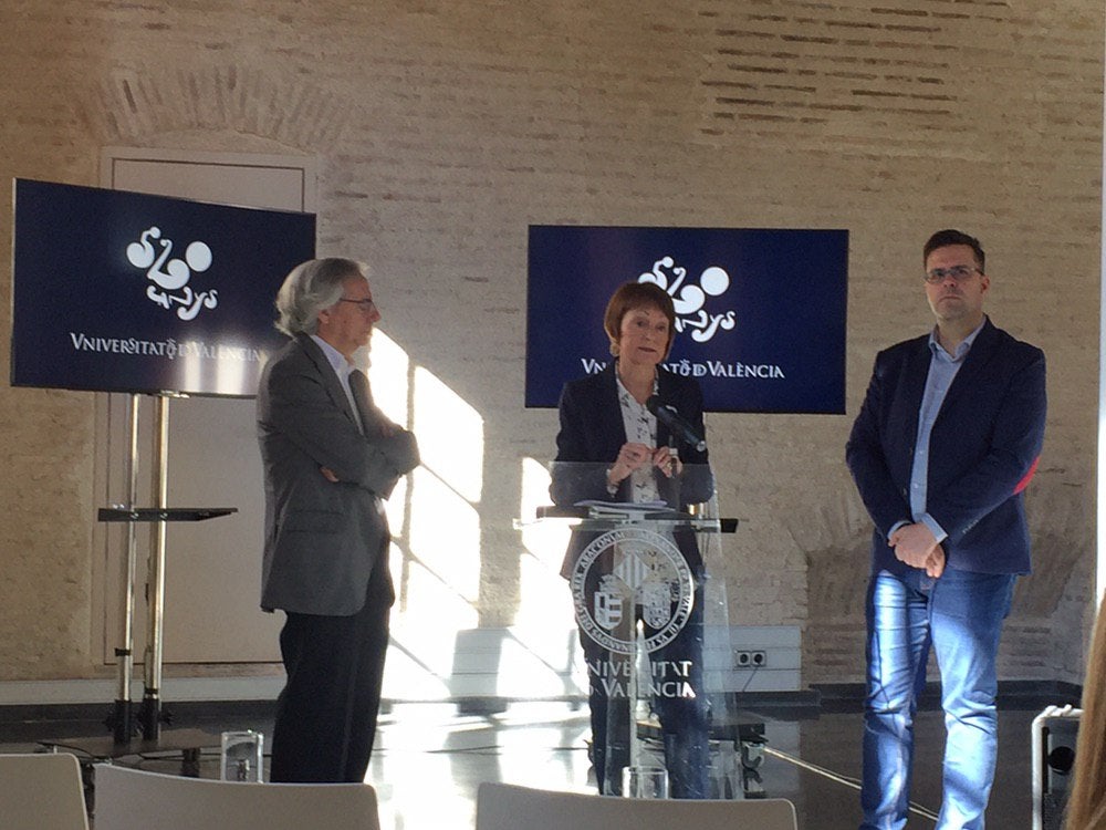 La rectora de la UV demana als governs que assumisquen els valors de la corresponsabilitat perquè la dona puga compaginar la maternitat amb altres objectius professionals. / DIARI LA VEU