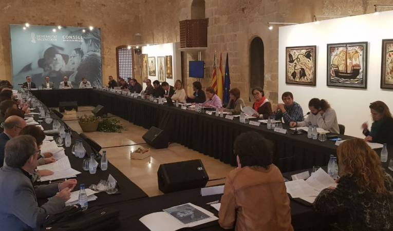 El passat 24 de novembre es va configurar el Consell Social de les Llengües al Monestir de Santa Maria de la Valldigna a Simat (la Safor). / DIARI LA VEU