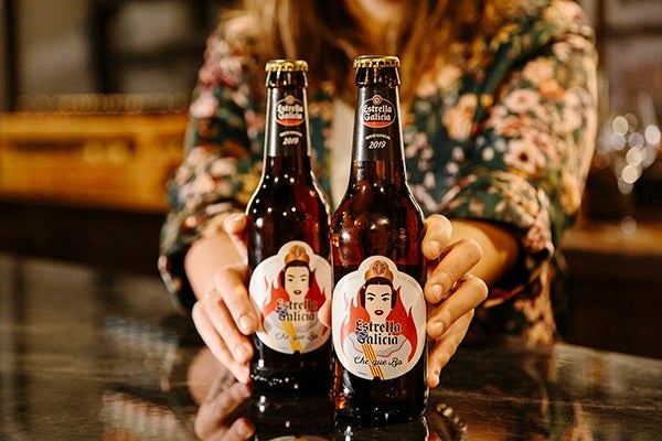 Estrella Galicia va presentar fa uns dies l'edició per a les Falles 2019. / MUNDO HR