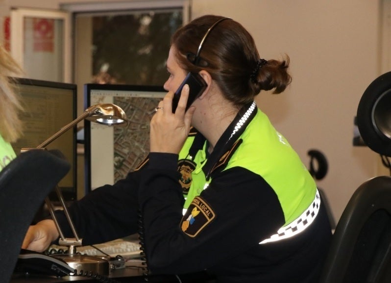 Els fets es van produir a l'avinguda Ausiàs March de València aquest dimecres a la nit. / EUROPA PRESS