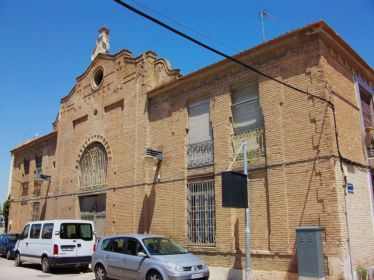 L'edifici va ser cedit per a activitats pròpies de l'entitat en el seu moment. / JOANBANJO