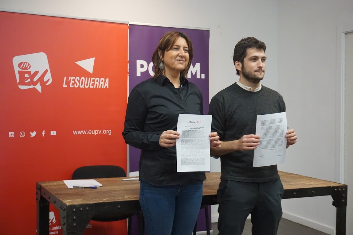 Rosa Pérez Garijo i Antonio Estañ han coincidit a descriure l'avançament electoral anunciat per Pedro Sánchez com 'una molt mala notícia'. / ESQUERRA UNIDA