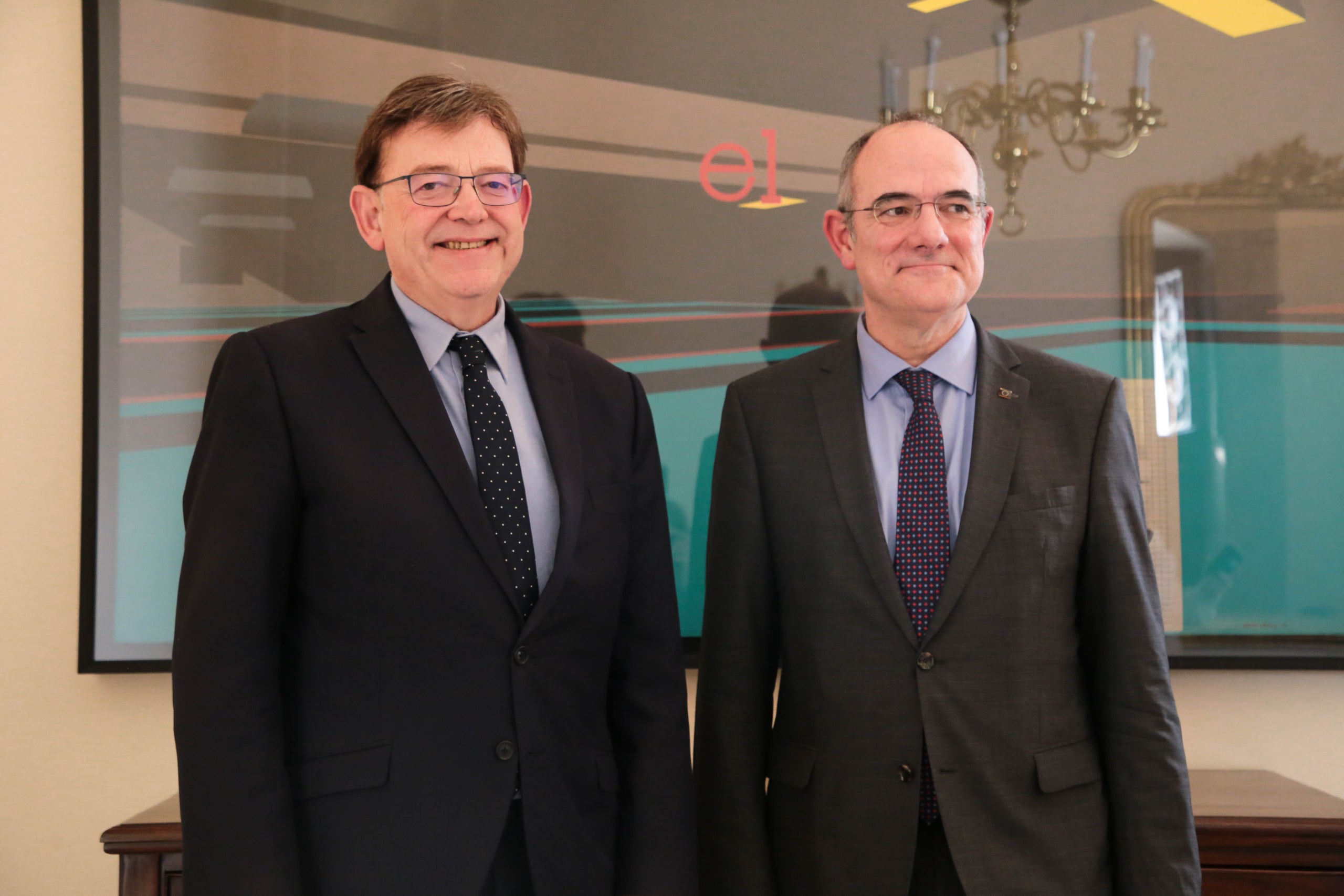 El president de la Generalitat, Ximo Puig, s'ha reunit aquest dilluns amb el director general de Comunicació del Parlament Europeu, Jaume Duch Guillot. / GENERALITAT