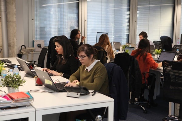 Les dones valencianes treballen gratuïtament des del 9 d'octubre. / MINISTERI D'OCUPACIÓ