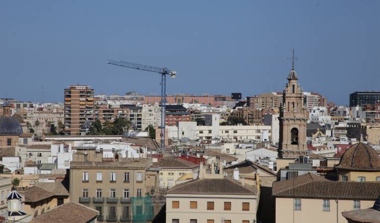 L'Ajuntament obtindrà a canvi baixos o vivendes, que es destinaran a lloguers socials. / DIARI LA VEU