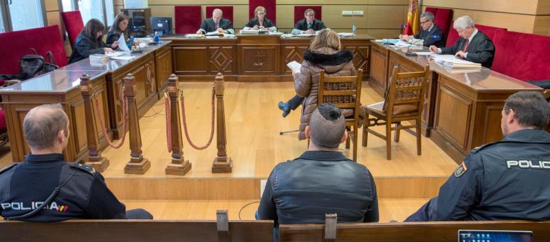 El 2018 es van presentar 22.920 denúncies per violència masclista, una xifra que situa al País Valencià com el segon territori de l'Estat amb més taxa d'agressions contra les dones. / EFE