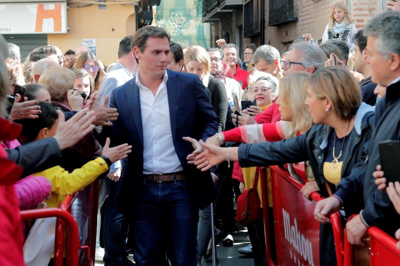 Rivera ha visitat aquest dilluns València amb motiu de les festes de Falles. / EFE