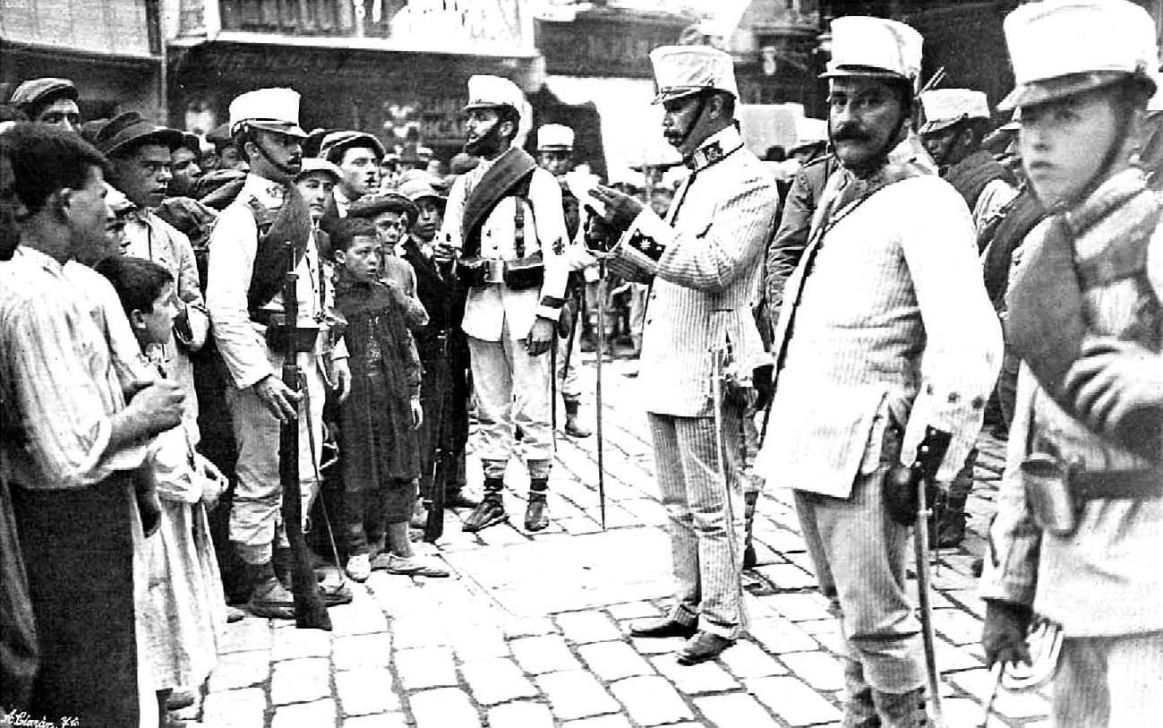 L'11 de setembre de 1911 una vaga general esclatà a Cullera. Pels successos que s'esdevingueren el 18 de setembre el govern de Canalejas decretà l'estat de guerra a València. 