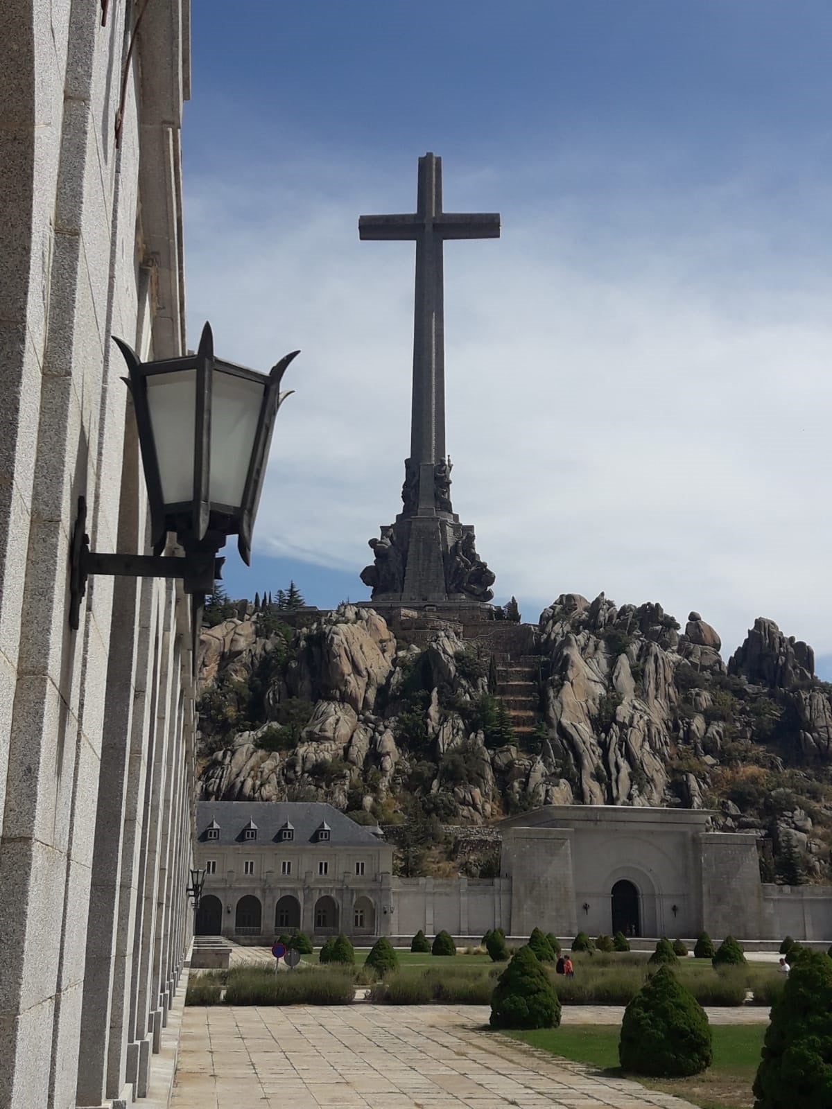 Sobre la taula mai hi va haver l'opció d'aturar la retirada del cadàver de Franco del Valle de los Caídos, sinó la possibilitat de parlar de com fer el procés i el destí final de les restes. / EUROPA PRESS