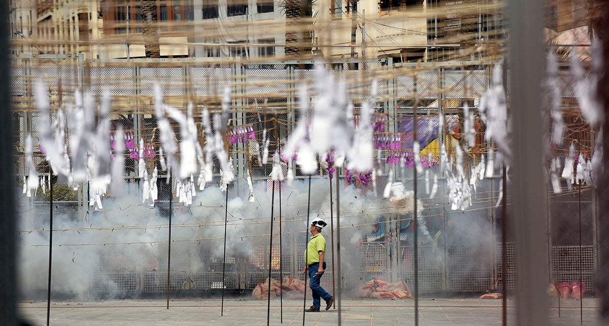 Imatge d'arxiu d'una 'mascletà'. / DANIEL GARCÍA-SALA