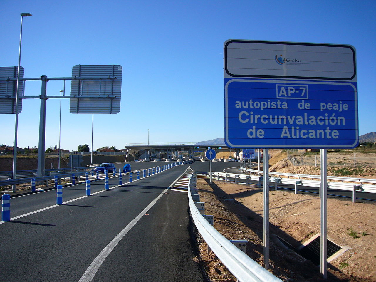 La finalització de la concessió de l'autopista AP-7 acaba el 31 de desembre del 2019. / DILEMA / WIKIPEDIA