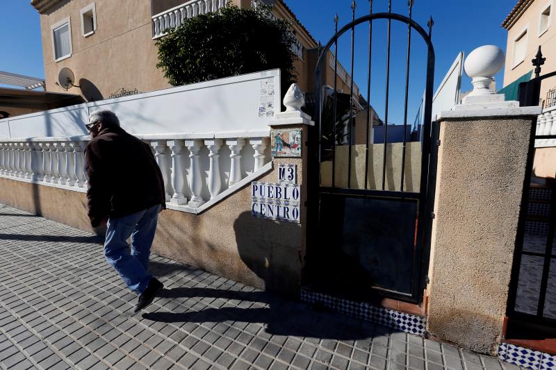 La parella vivia a la urbanització Ciudad Quesada de Rojals. / EFE