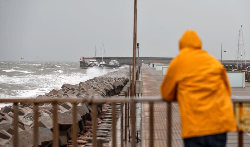 València registra ratxes de vent de fins a 68 quilòmetres per hora aquest dissabte. / EFE