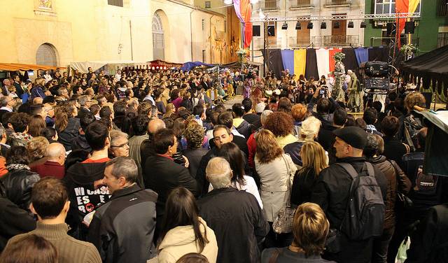 La Fira de Tots Sants destaca per mantindre la tradició ramadera juntament amb l'exposició de productes variats i la promoció del turisme. / AJUNTAMENT DE COCENTAINA