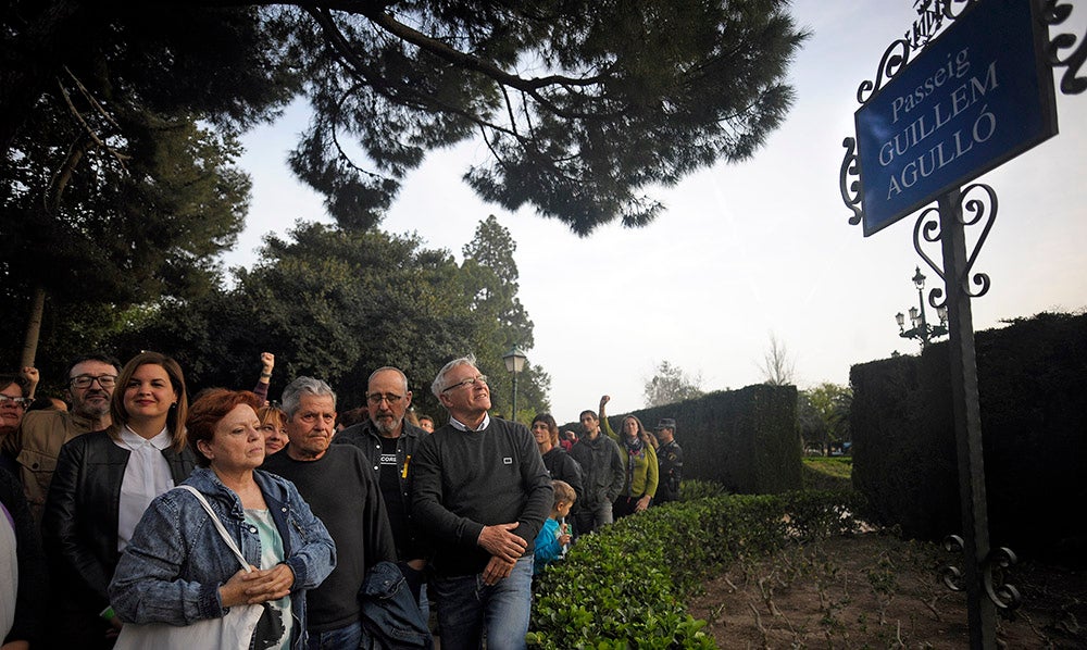 Un dels passejos dels Jardins de Vivers porta des d'aquest dissabte el nom del jove antifeixista assassinat l’any 1993. / DANIEL GARCÍA-SALA