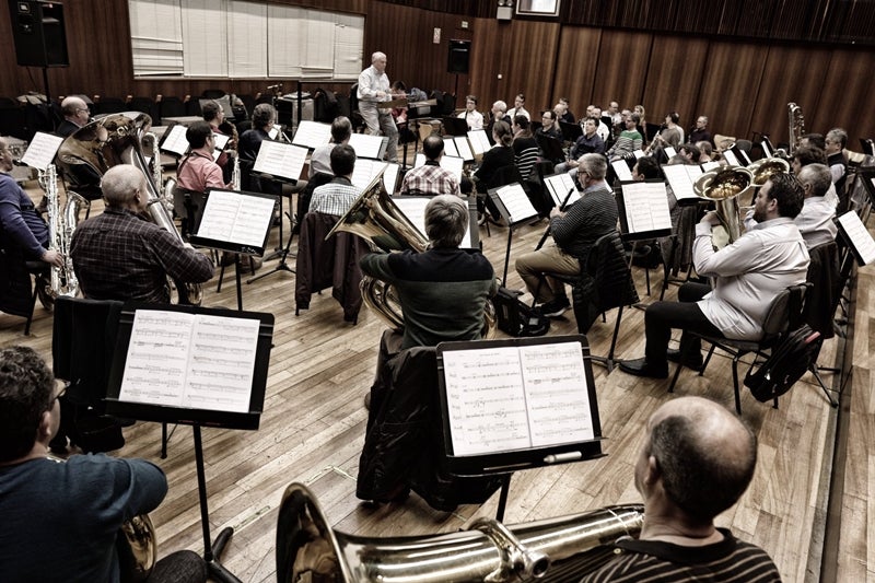 La Banda Municipal de València estrena a l'Ensems una obra del compositor valencià José Luis Escrivà. / PALAU DE LA MÚSICA