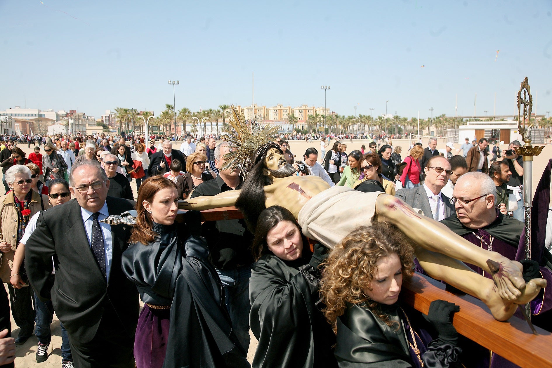 La companyia alcoiana defensa que l'espectacle 'no és irreverent', sinó que 'qüestiona els fonaments de l'Església i del cristianisme'. EUROPA PRESS