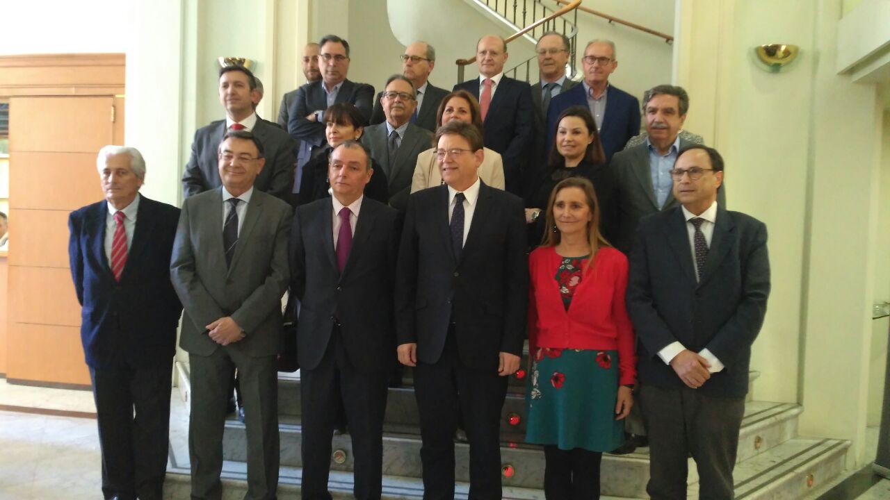 Ximo Puig i Salvador Navarro s'han reunit en la seu de la CEV per a parlar sobre mesures econòmiques per a la propera legislatura. / DIARI LA VEU