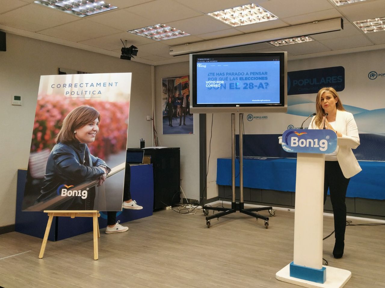 Ortiz ha expressat que el PPCV vol acostar-se tant a l'electoral de dreta com al de centredreta. / DLV