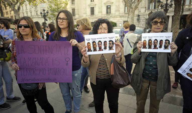 Les sentències tant de l'Audiència de Navarra com del TSJ de Navarra van ser polèmiques i es van convocar multitudinàries manifestacions a tot l'Estat. / DANIEL GARCÍA-SALA