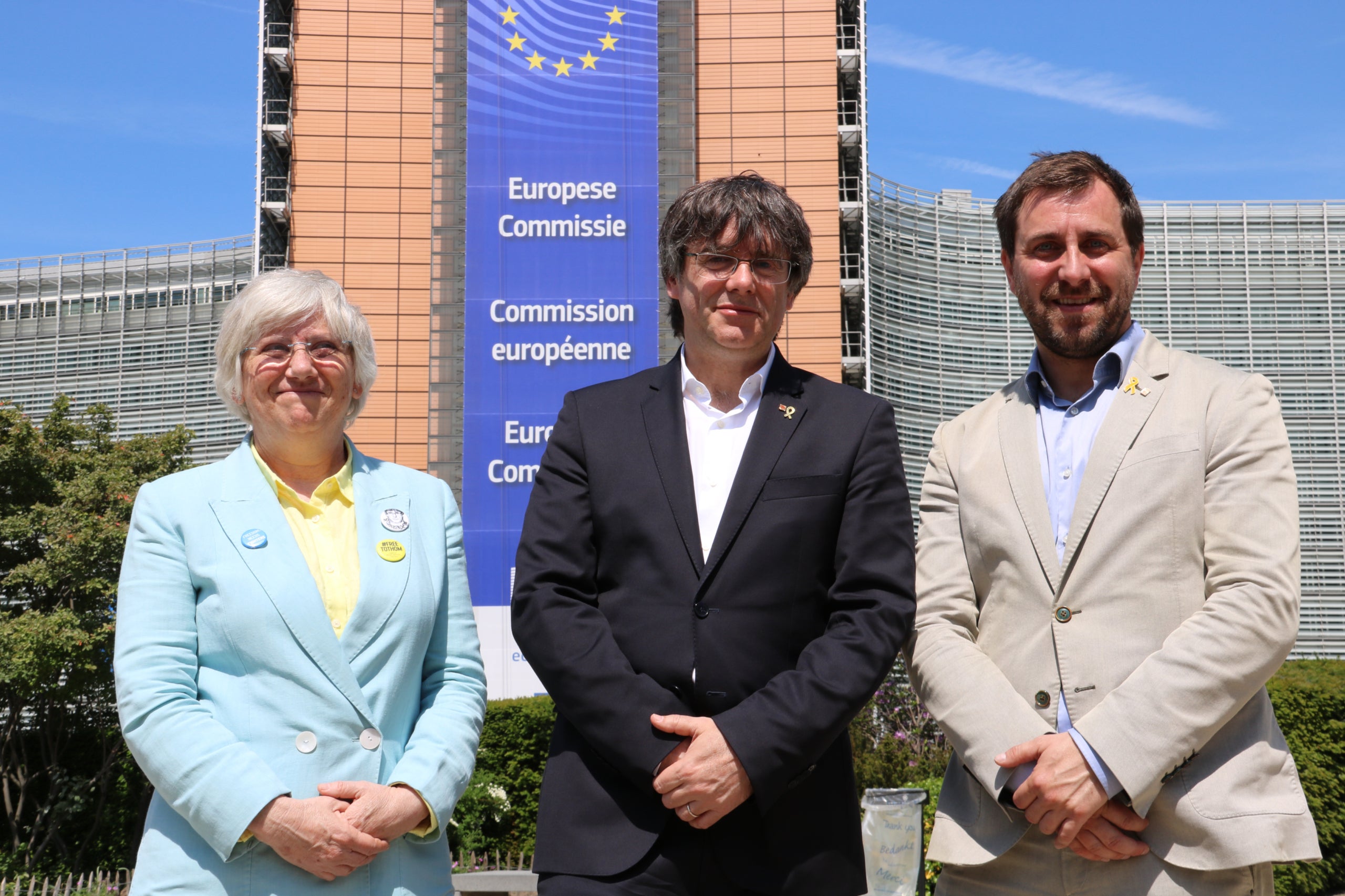 Clara Ponsatí, Carles Puigdemont i Toni Comín, dos dies abans de les eleccions europees. / ACN