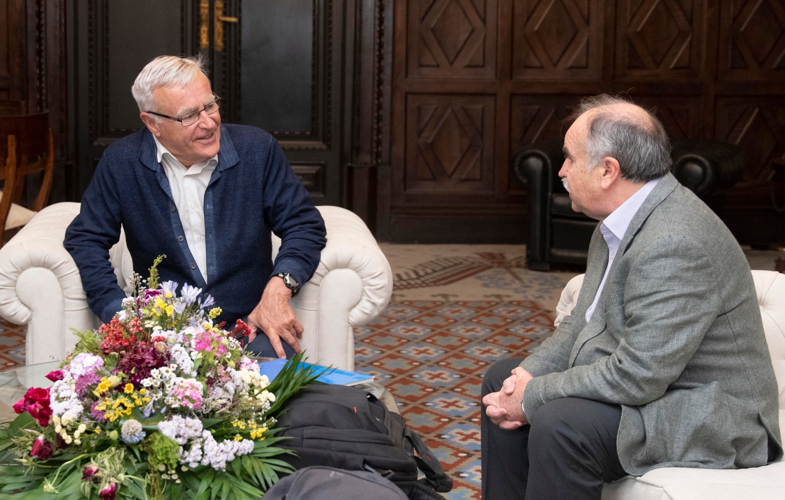 L'alcalde de València en funcions, Joan Ribó, i el director de l'Oficina d'Informació de la FAO a Espanya, Enrique Yeves, s'han reunit aquest dijous per a dibuixar les línies generals de treball del Centre Mundial de l'Alimentació Sostenible. / AJUNTAMENT DE VALÈNCIA