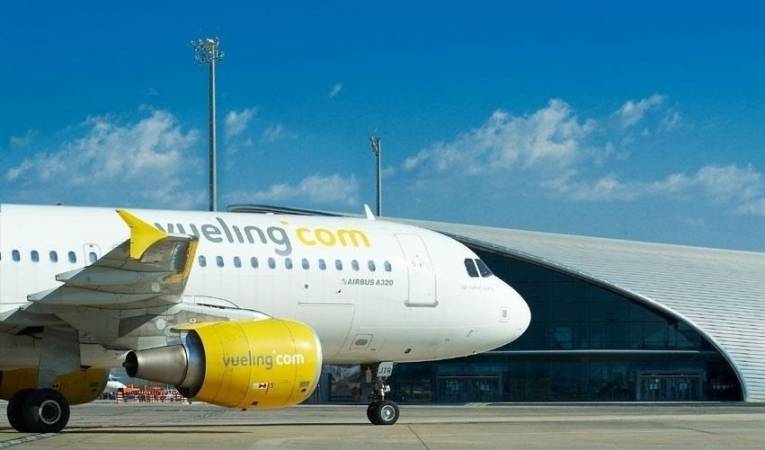 L'objectiu de Vueling és seguir ampliant les connexions de l'illa amb la península. / Imatge d'arxiu