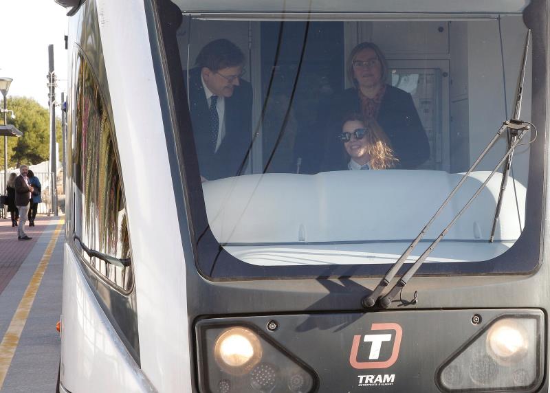 La nova línia 5 del TRAM d'Alacant, que connectarà les parades de plaça la Corunya i Porta del Mar. / EFE