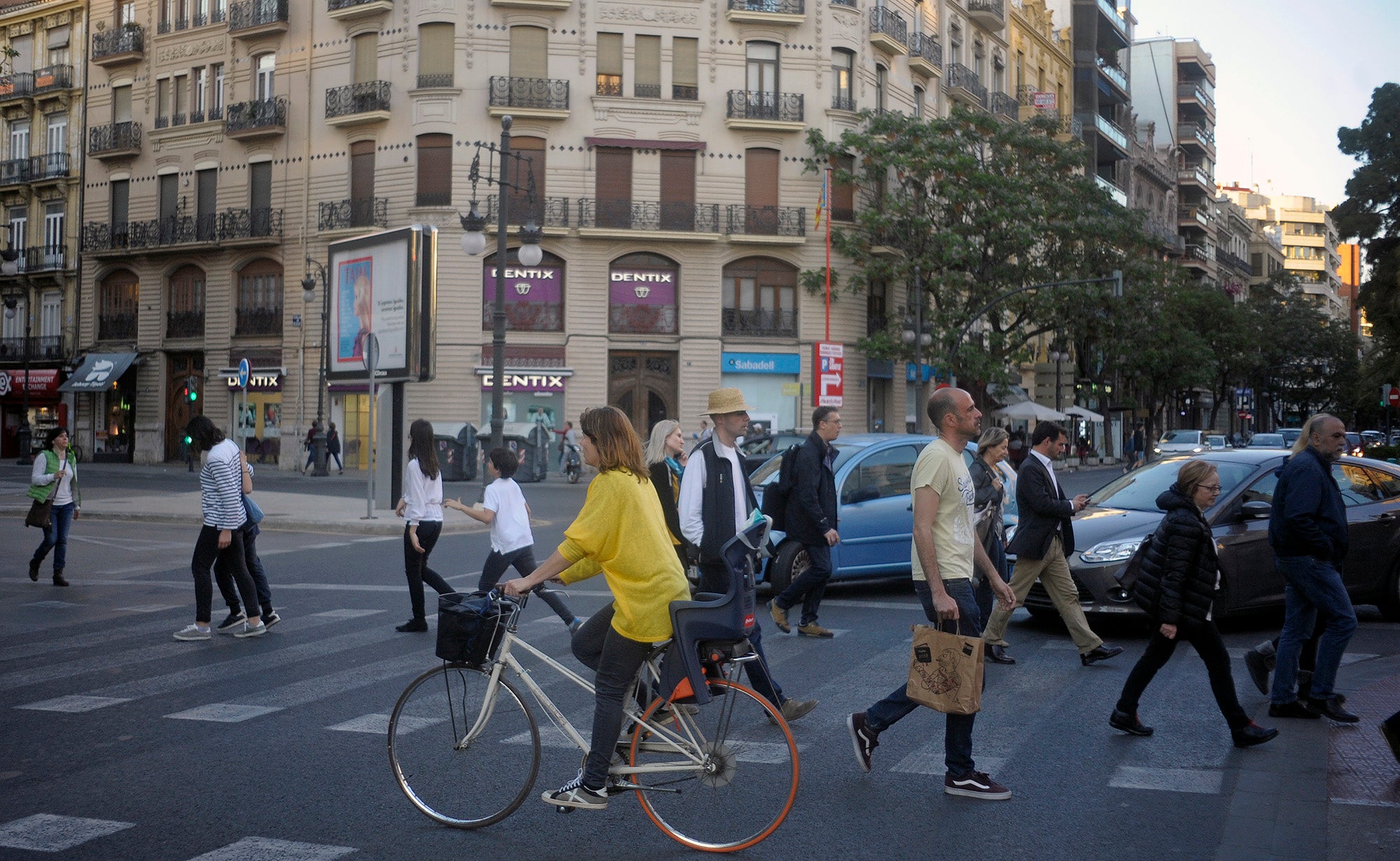 Ribó ha subratllat que 'la mobilitat està canviant d'una forma radical a totes les ciutats del món i a València també'. / DANIEL GARCÍA-SALA
