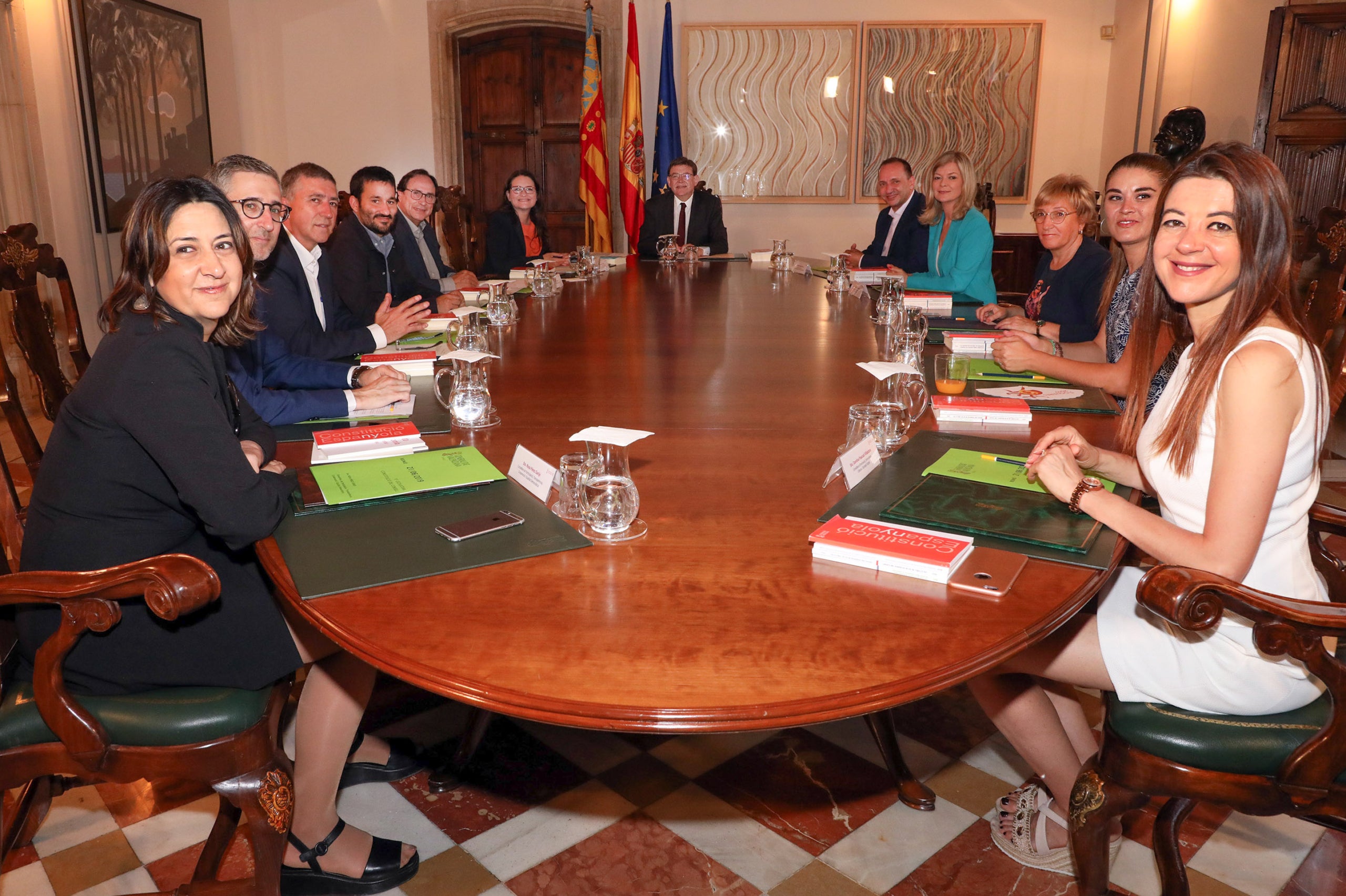 El president de la Generalitat, Ximo Puig, presideix el primer ple del Botànic II. / GVA