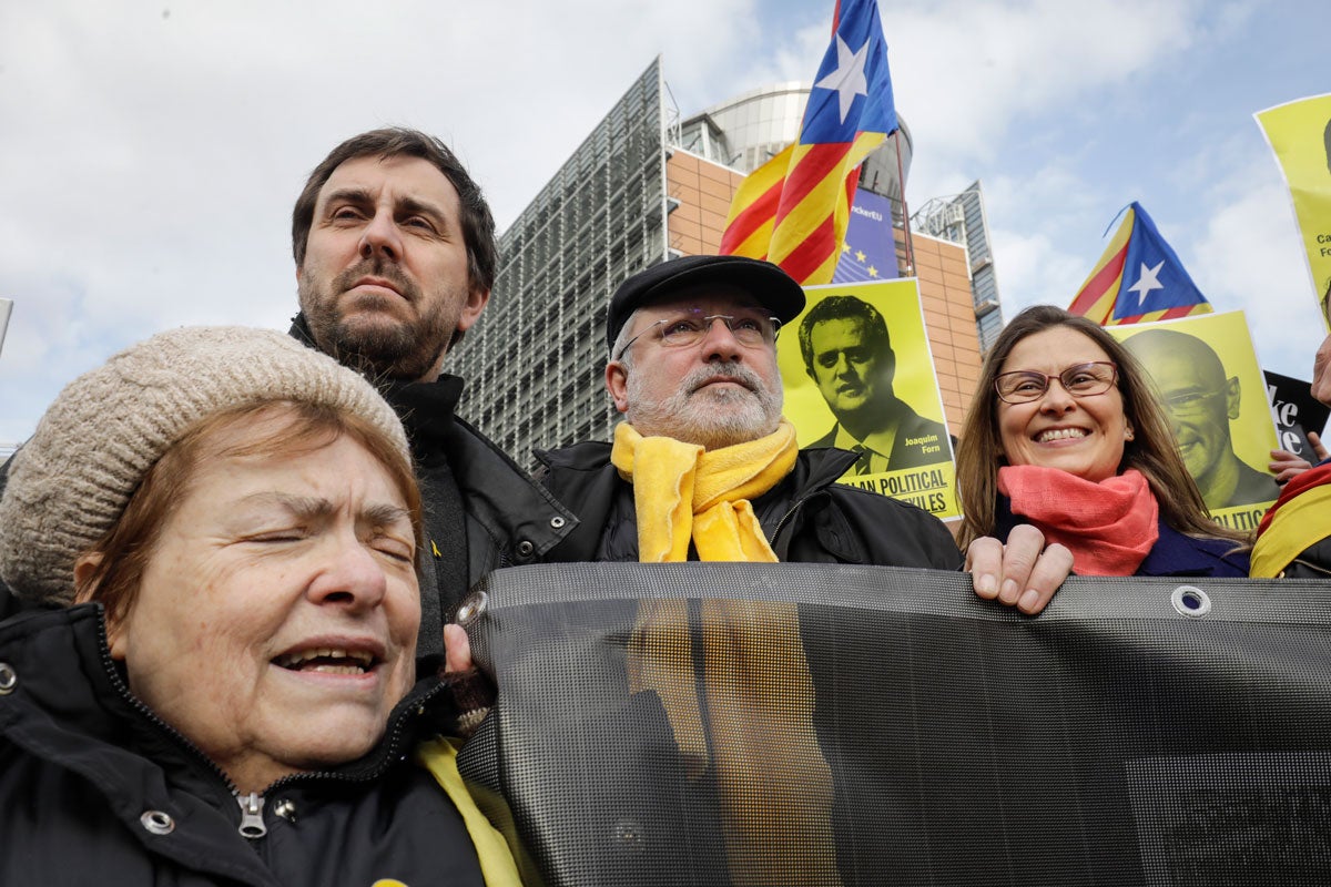 El Suprem confirma el processament per rebel·lió i malversació de Comín i per desobediència i malversació de Serret. / THIERRY ROGE