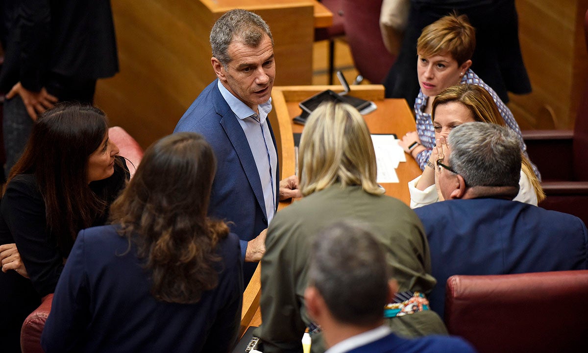 Cantó va lamentar que el conseller d'Habitatge, Martínez Dalmau, no haja donat cap solució 'per a construir vivenda pública de lloguer'. / DANIEL GARCÍA-SALA