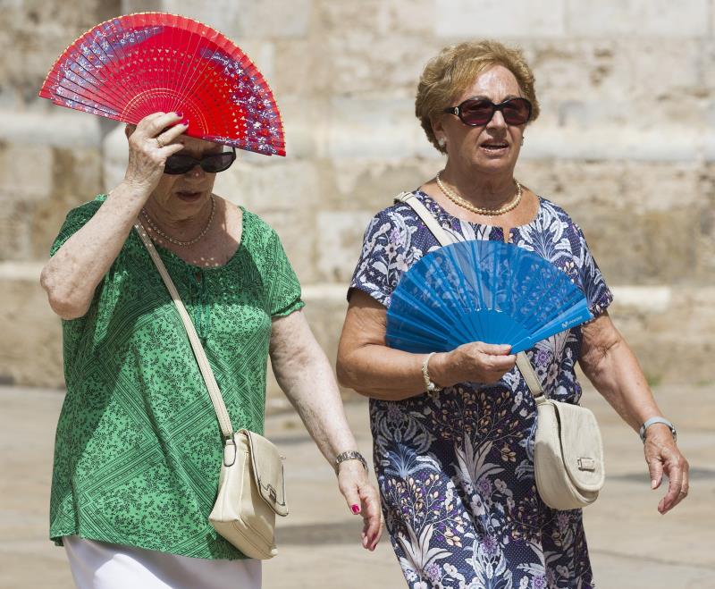 Les temperatures màximes han experimentat en general ascensos lleus, d'un o dos graus, respecte a la jornada anterior. / EFE