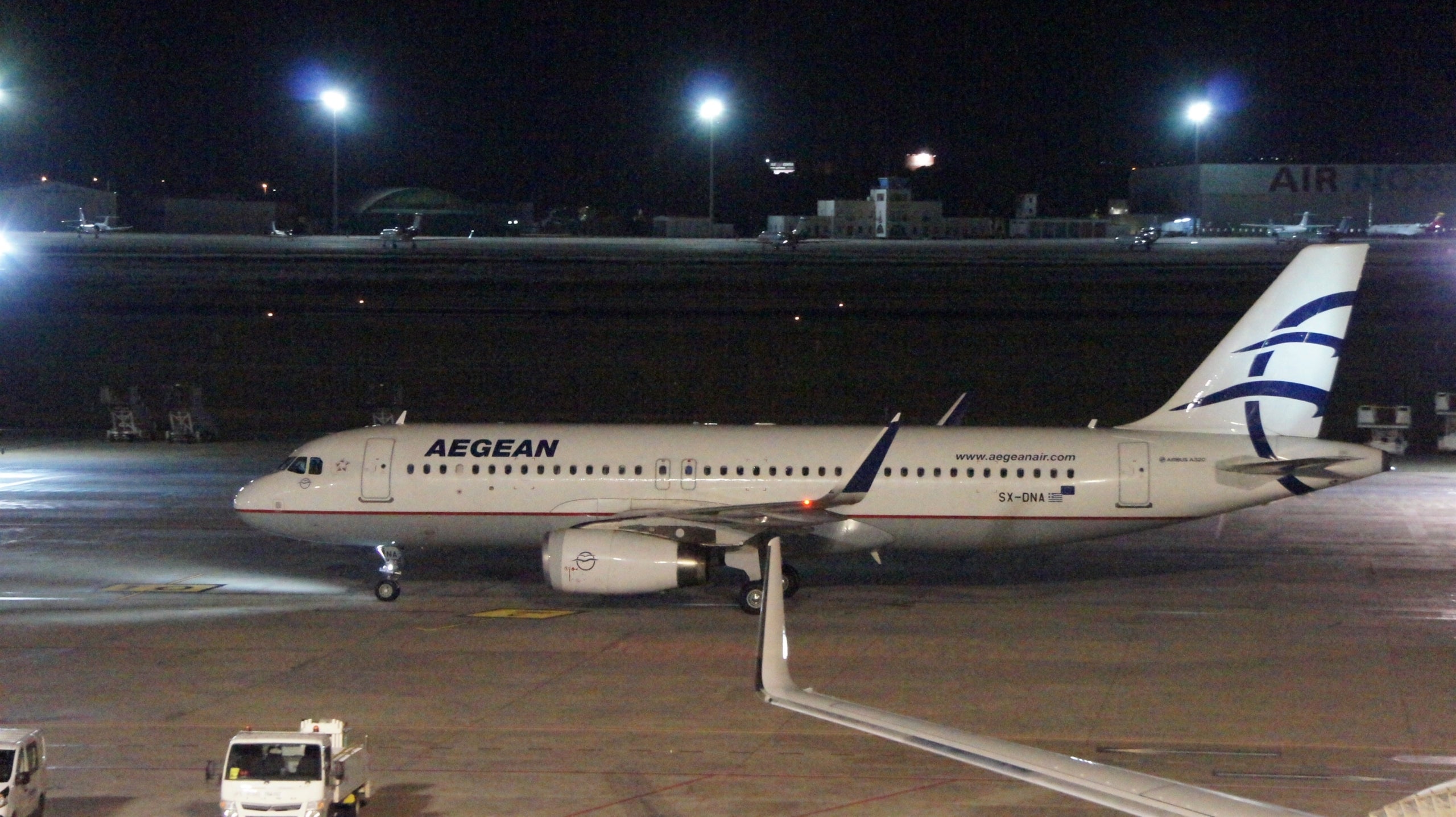 L'aeroport de València s'estrena a Grècia i suma un total de 24 països amb els quals manté connexions per a la temporada estival. / AENA