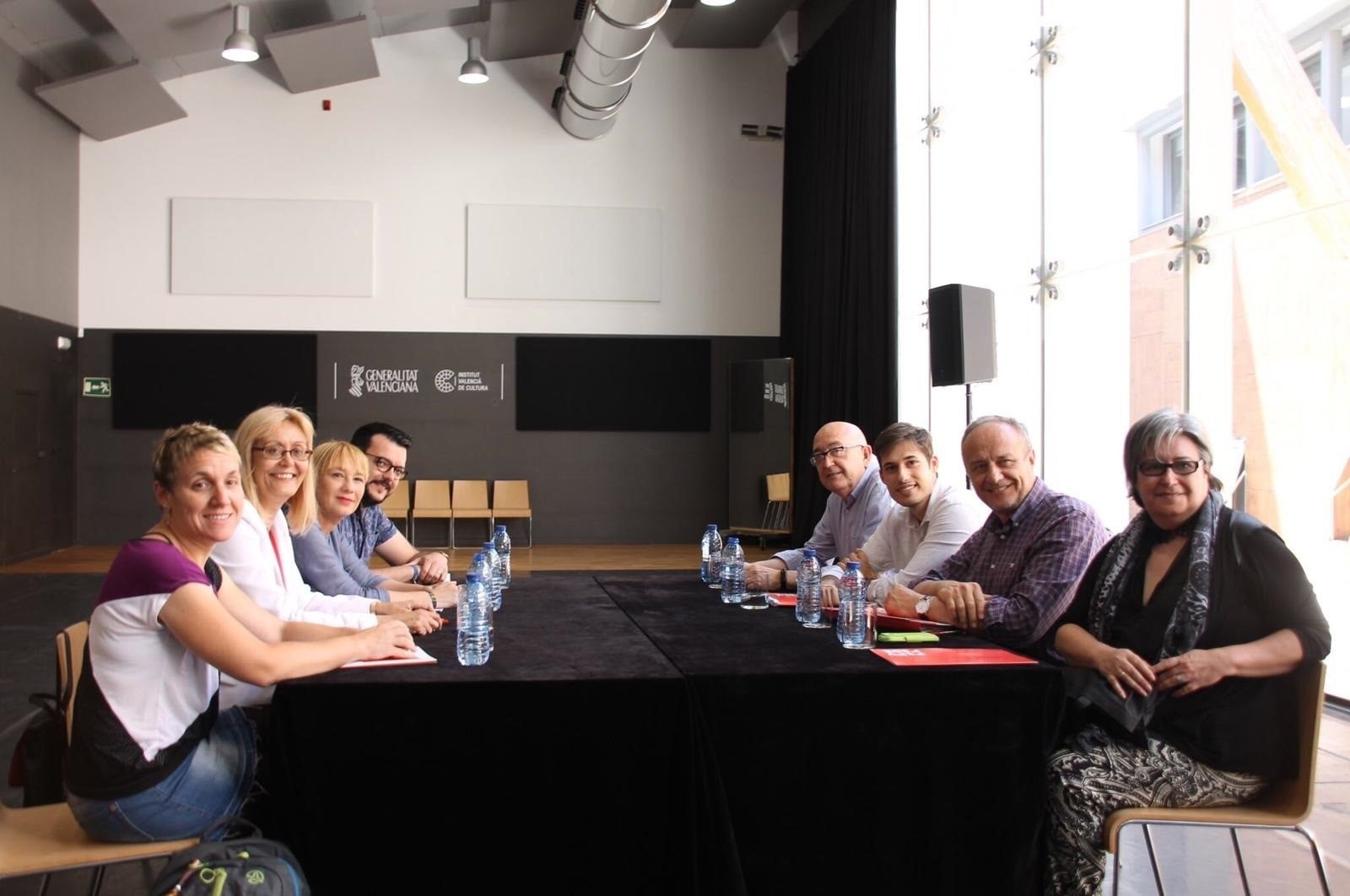 Divendres passat va tindre lloc 'la primera presa de contacte' i dilluns es va celebrar una reunió amb 'més contingut' sobre el programa de govern. / EUROPA PRESS