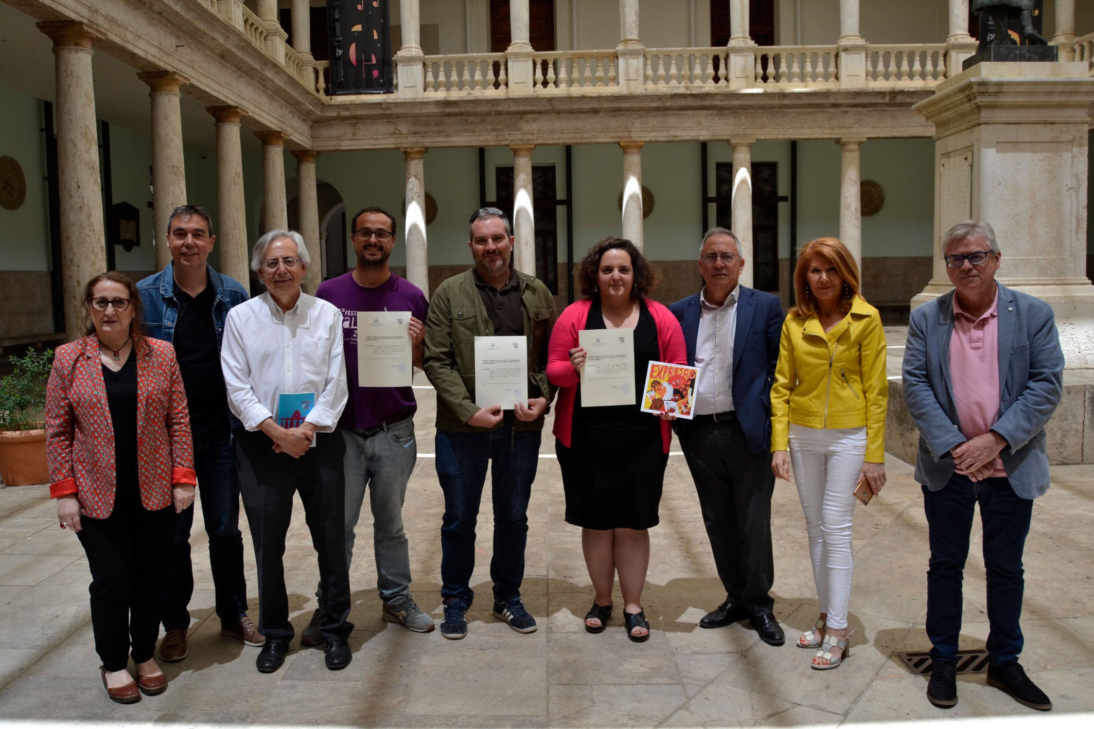 'Impresas' va nàixer a principis del 2019 de la mà de les periodistes Pilar almenar i Laura Bellver, la fotoperiodista Estrella Jover, la gestora cultural Patricia Blanco, la terapeuta Cristina López i la psicòloga Rus Martínez. / UV