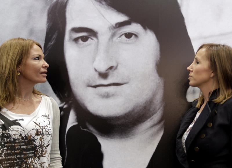 Les portes del museu Nino Bravo estaran obertes a partir de les sis de la vesprada i fins a les nou de la nit. / EFE