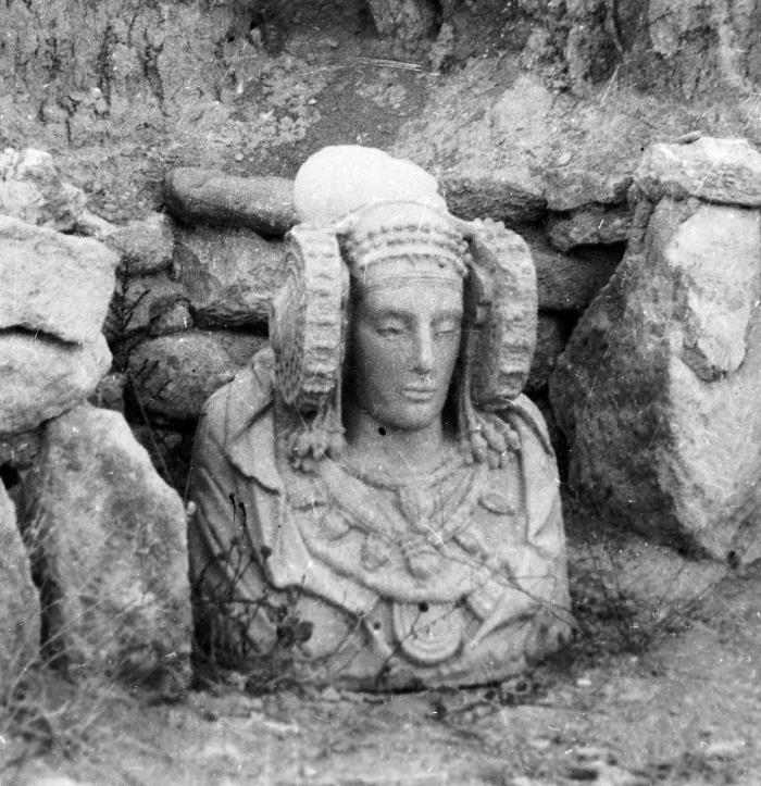 Un jove agricultor va trobar la Dama d'Elx a l'Alcúdia l'any 1897. / EFE