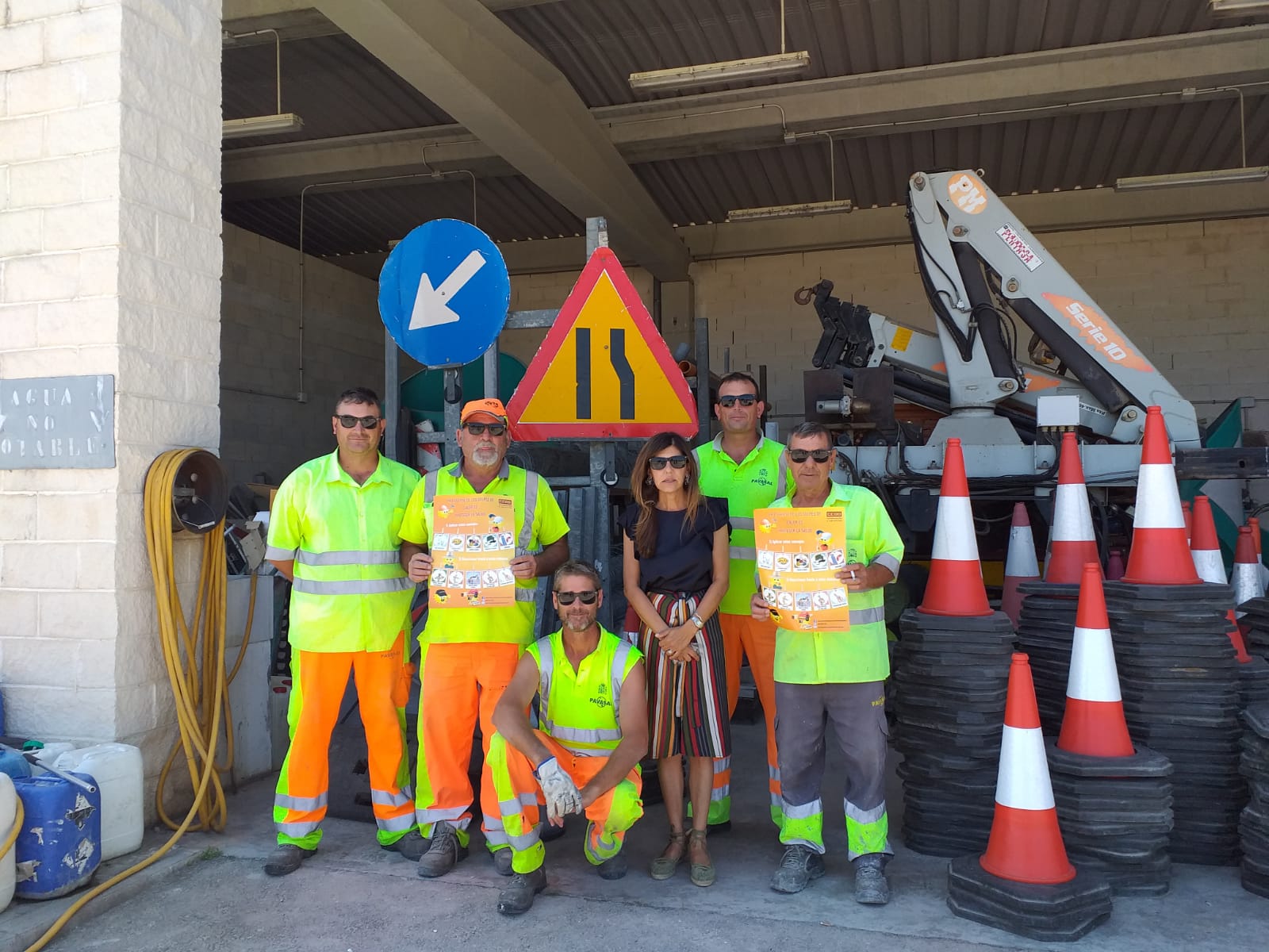 La campanya va dirigida a treballadors de la construcció, la indústria extractiva, la jardineria, el manteniment de carreteres o la neteja viària, entre d'altres. / CCOO 