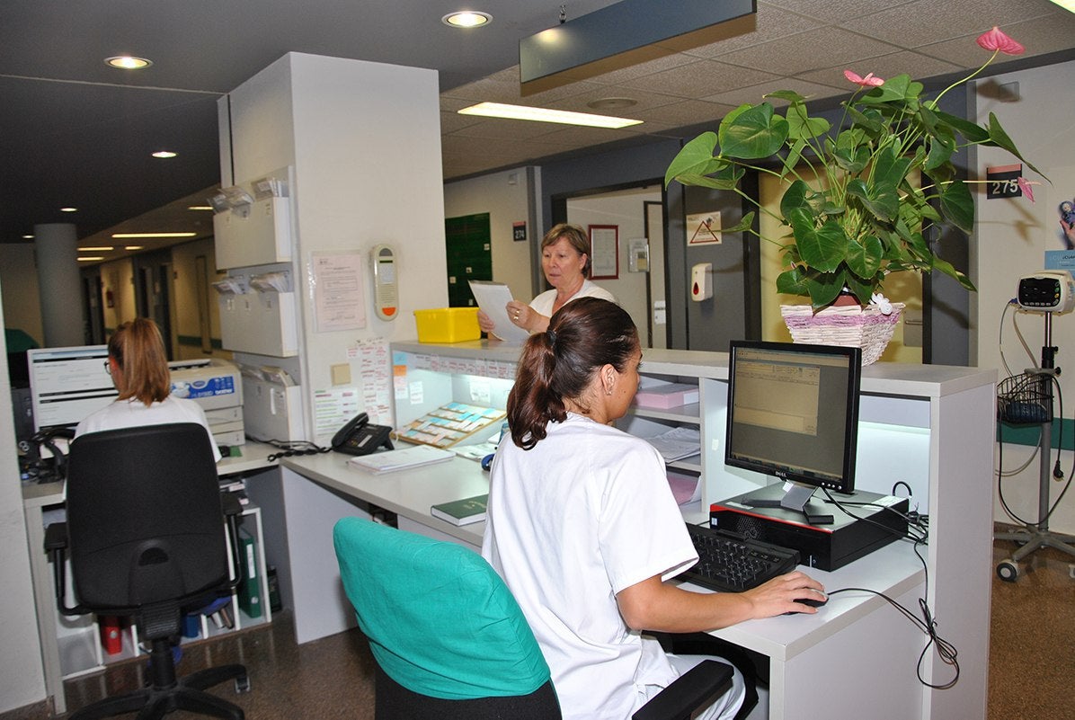 El major nombre de denúncies lingüístiques s'han donat en l'àmbit sanitari, segons Plataforma per la Llengua. / GVA