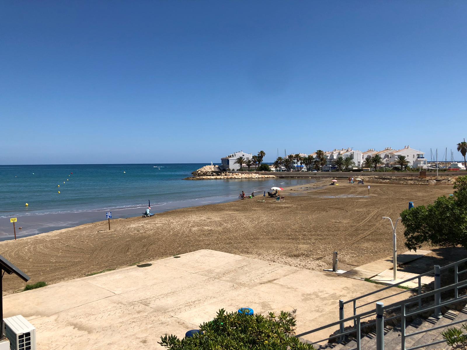 La platja de les Fonts d'Alcossebre portava tancada des del dimecres passat. / AJUNTAMENT ALCALÀ DE XIVERT-ALCOSSEBRE