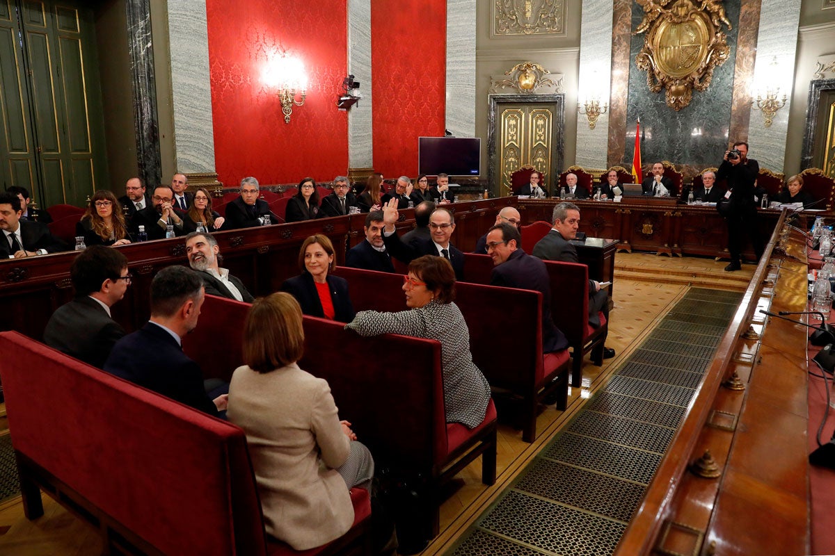 El Tribunal Suprem ha tornat a denegar la llibertat dels presos independentistes. Així, ha rebutjat els recursos de súplica que havien presentat Jordi Sànchez, Jordi Turull, Josep Rull, Jordi Cuixart i Dolors Bassa. / POOL