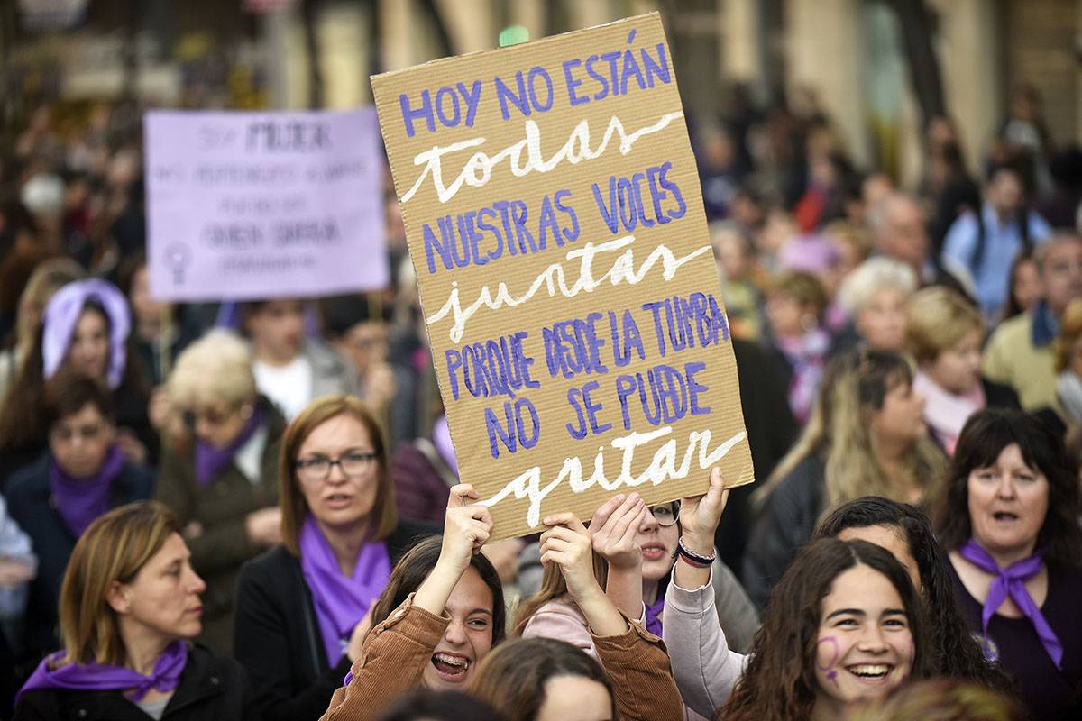 L'alt tribunal confirma la condemna de l'Audiència Provincial de Castelló per un delicte continuat d'agressió sexual a una menor. Imatge d'arxiu del 8M. / DANIEL GARCÍA-SALA