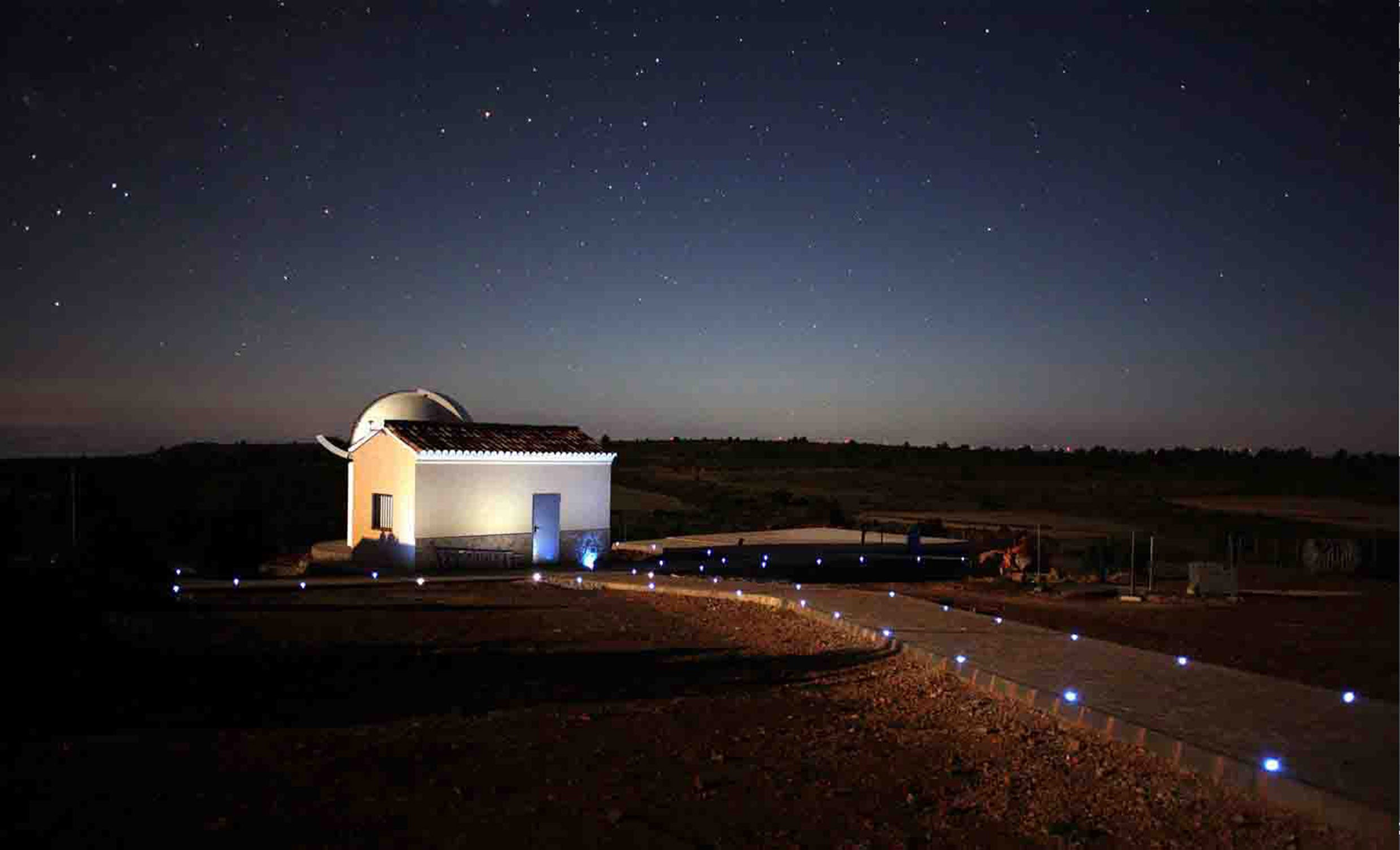 Durant tres sessions, i gràcies a les aportacions d'especialistes de la Universitat de València i d'altres entitats, la Universitat d'Estiu abordarà la relació entre astronomia i desenvolupament. / UNIVERSITAT DE VALÈNCIA