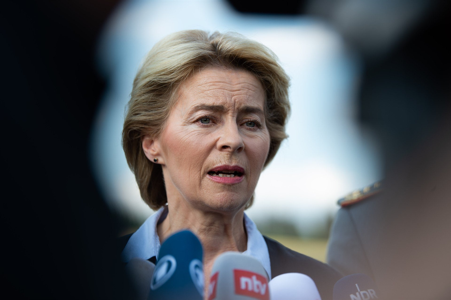 Ursula von der Leyen compta amb 182 vots a favor dels 374 que necessita. / EUROPA PRESS