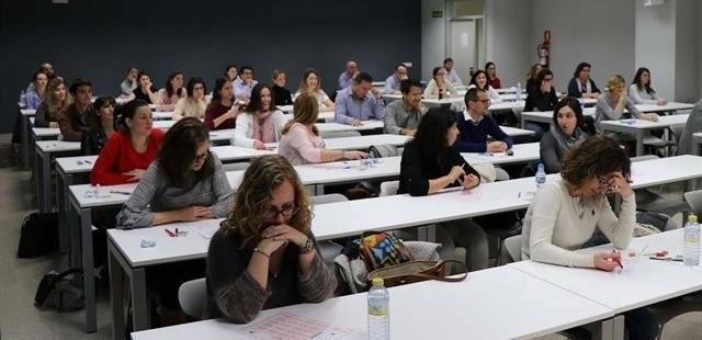 Les oposicions de Valencià van suscitar polèmica pel fet que els aspirants es van queixar de la duresa de la correcció. / EP