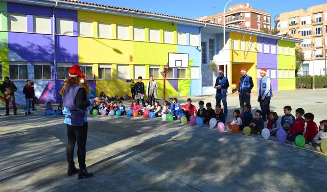 Entre les mesures també es troben jornades formatives per a mestres. / IMATGE D'ARXIU