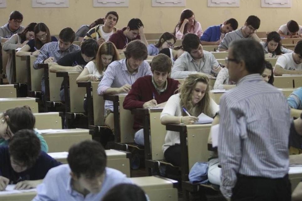 La qualificació mitjana de batxillerat suposa el 60% de la nota per a accedir a la universitat. / IMATGE D'ARXIU EUROPA PRESS