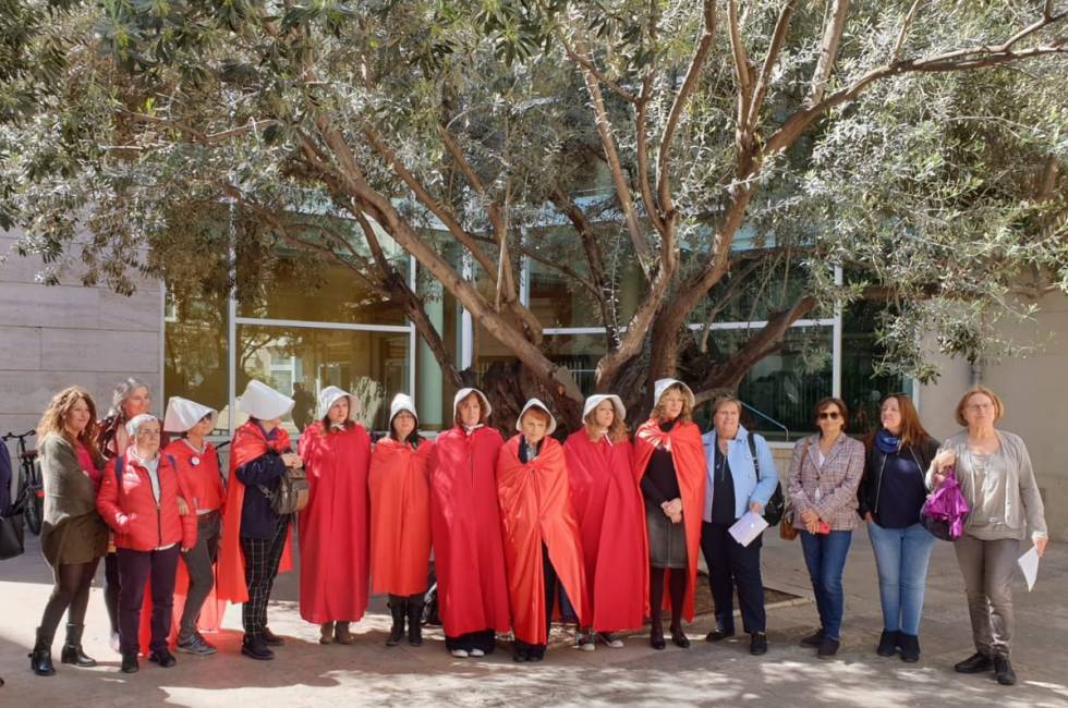 El govern estatal recorda que el lloguer de ventres és una pràctica prohibida per la legislació espanyola i que per això les empreses que operen a l'Estat recorren a tercers països. / @FRONTPV 