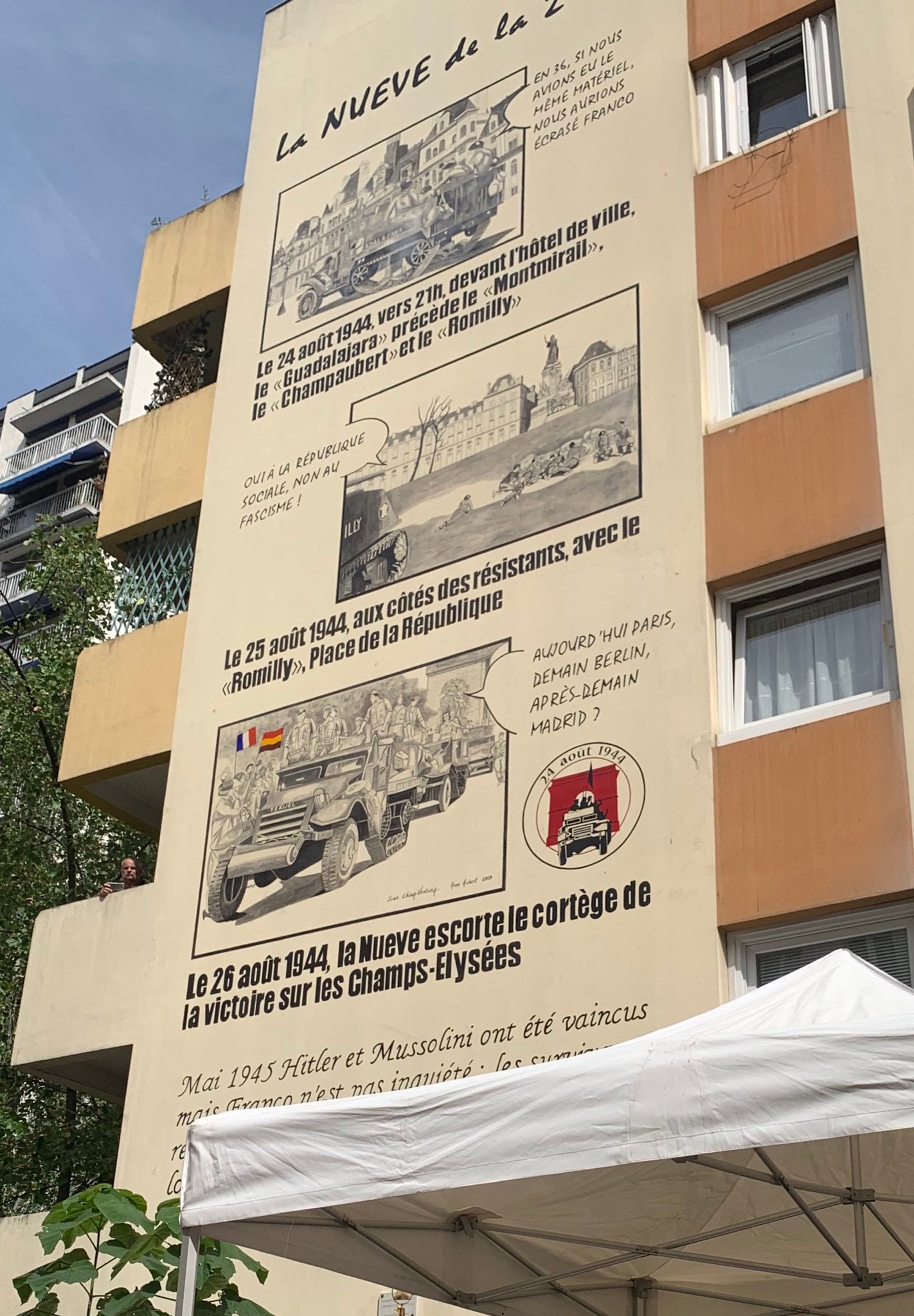 El mural té una extensió de 17 per 5 metres. / TWITTER ESPAÑA EN FRANCIA